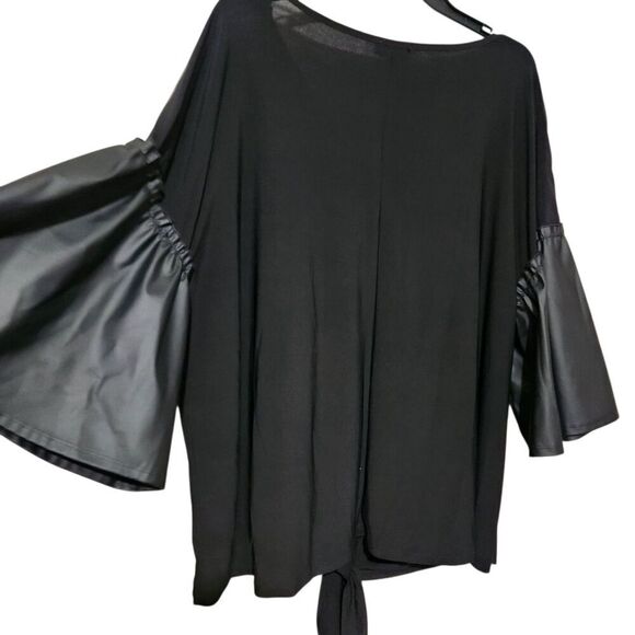 Cocomo Top For Size 3X Black Stretch Lightweight Vneck Flare Sleeve - Picture 6 of 9